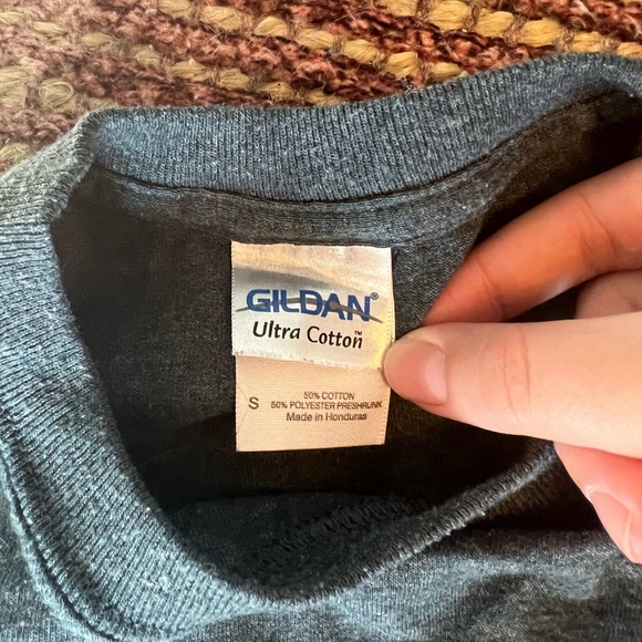 TYLER’S Apparel gray Austin, TX long sleeve shirt - Picture 3 of 3